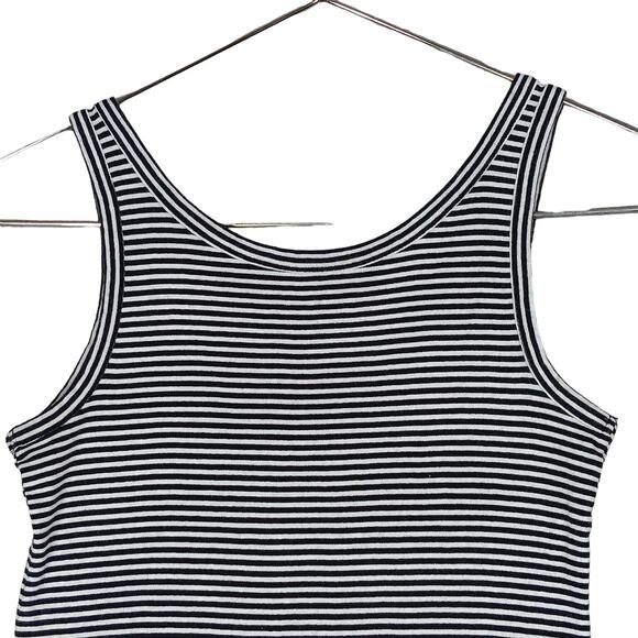 LOFT Camisole Tank Top Size Medium Black and White Horizontal Stripes - Picture 5 of 9